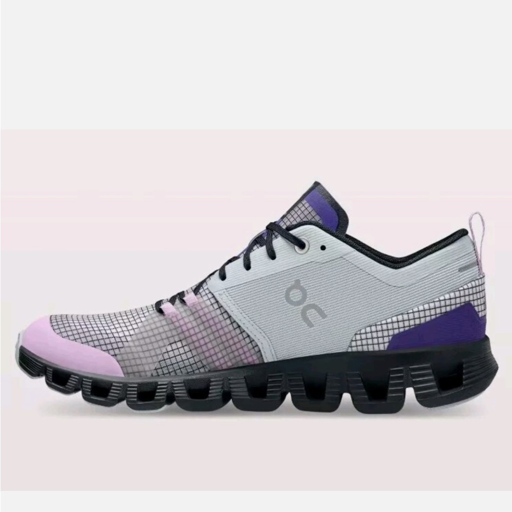 On Cloud On Running Cloud X Shift Surf Vapor US women’s 11 EU 43 Mesh Sneakers